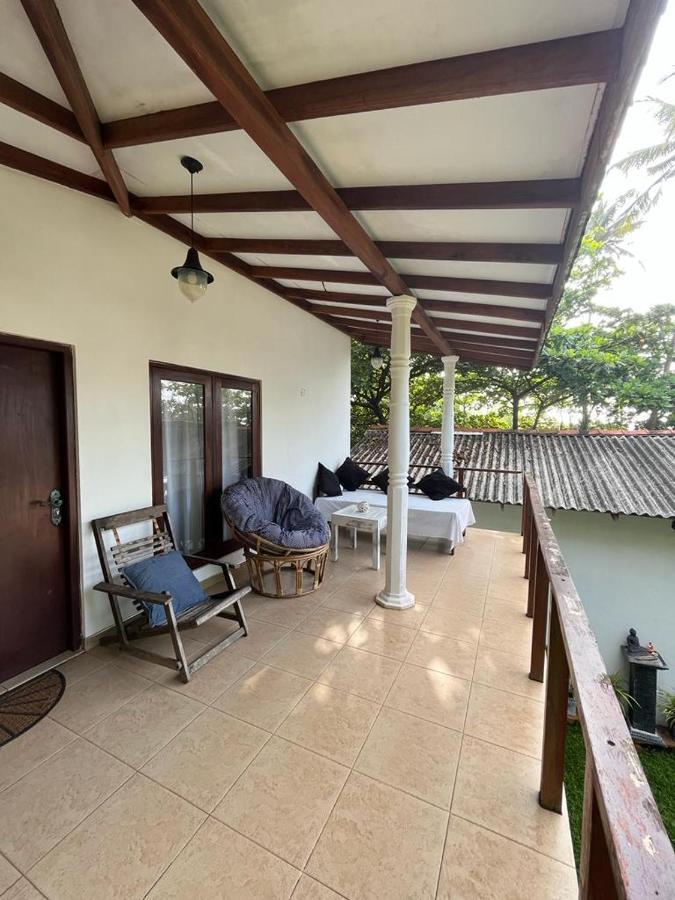 Beach House Kalukatiya - Family Villa, Seaview Room, Garden Room ديكويلاّ تين المظهر الخارجي الصورة